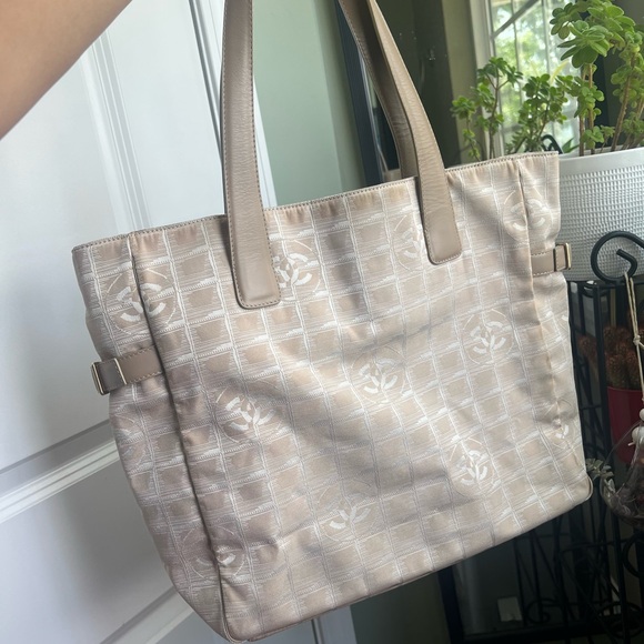 Chanel bag - Picture 2 of 16